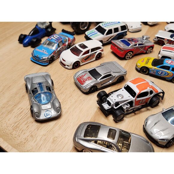 Mixed Brand Boys’ Toy Cars – Play Vehicles Collection - Picture 12 of 12